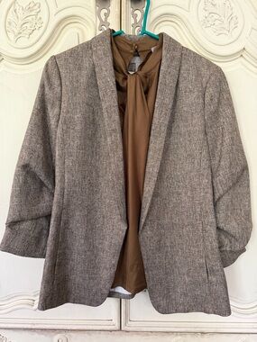 H&M women’s Textured Gray Open Blazer with Brown Silk-Look Blouse